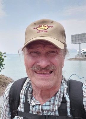 Владимир из Ульяновска 70 лет