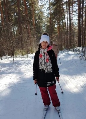 Надя из Новосибирска 66 лет