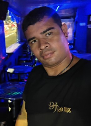 Leo из Dos Quebradas 32 года