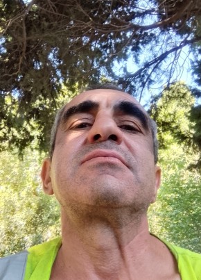 Михаил из Ялты 52 года
