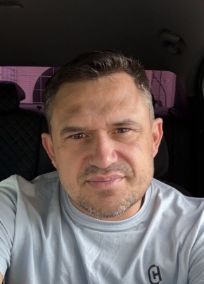 Дмитрий из Тольятти 44 года