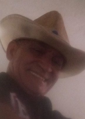 Antônio luiz из Viçosa (Minas Gerais) 62 года