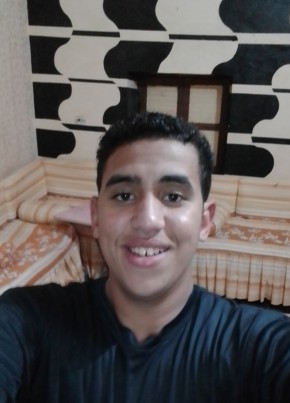 عبدالرحمن, 21, جمهورية مصر العربية, سوهاج