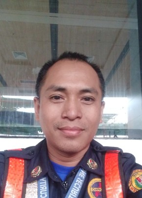 Rolando, 41, Pilipinas, Pasig City