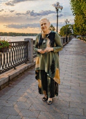 Ирина из Макеевки 55 лет