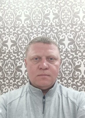 Максим, 40, Россия, Кингисепп