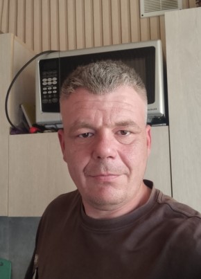 Дмитрий из Тосно 40 лет