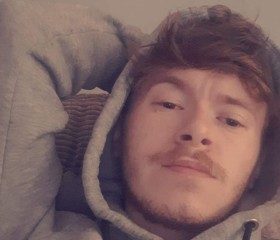 Brad, 25, Wolverhampton