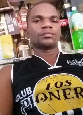 mana guillen, 38, República de Santo Domingo, Bajos de Haina