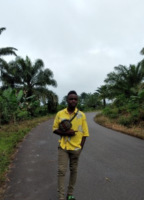 Bryan, 21, Republic of Cameroon, Yaoundé