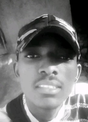 Ommy bright boy, 28, République du Burundi, Bujumbura