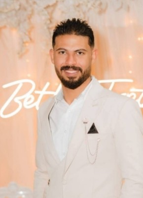 Hassan из القاهرة 30 лет