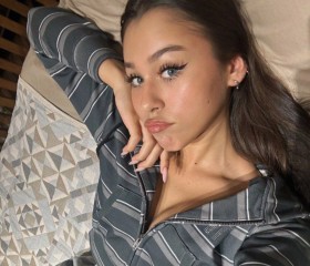 Tomiris, 18, Almaty
