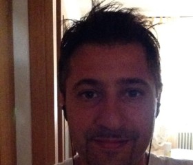 Giulio, 47, Montevarchi