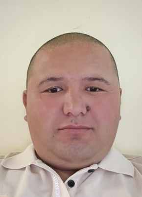 Luqmonbek из Таганрога 31 год