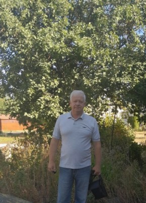 Андрей из Елеца 58 лет