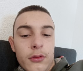 Nico, 18, Deggendorf