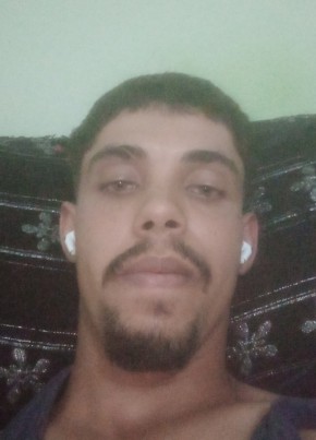 Abdssamad из Algiers 26 лет
