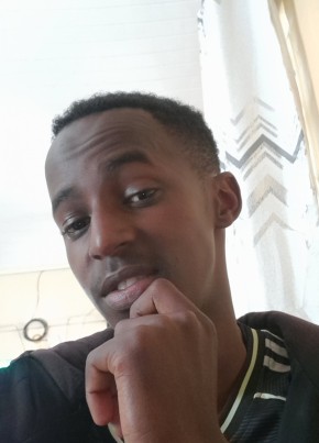 Victor Zacch из Nairobi 21 год