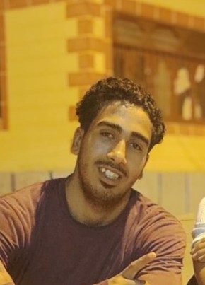 عمر из الجيزة 18 лет