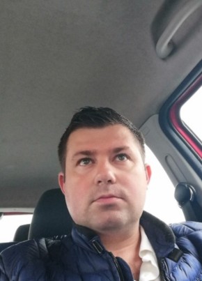 Andrei, 38, Romania, Merei