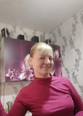 Виктория, 44, Россия, Советская Гавань
