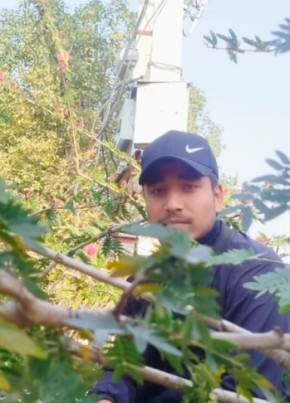 Arjun Senchuri из Kathmandu 20 лет