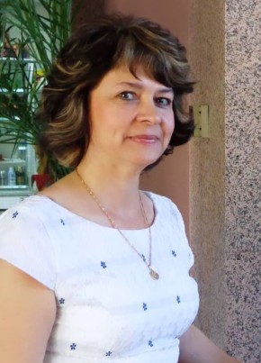 Ирина Кузьминичн из Южно-Сахалинска 63 года