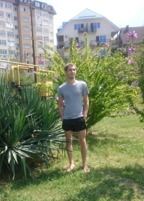 Роман, 30, Россия, Саратов