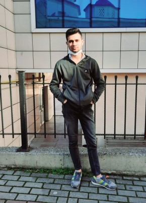 Beratcan Şahin, 20, Türkiye Cumhuriyeti, Bursa