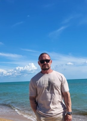 Александр из Новороссийска 52 года
