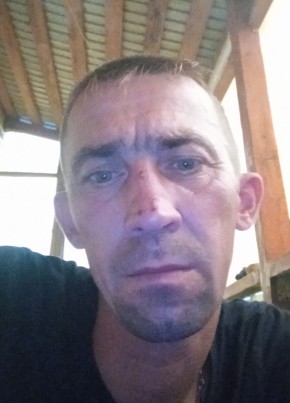 Дмитрий из Челябинска 42 года