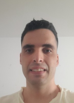 Tiago Cordeiro, 30, República Portuguesa, Villa Franca do Campo