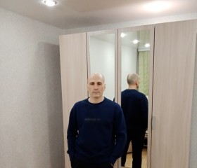 Maksim, 50, Ezhva