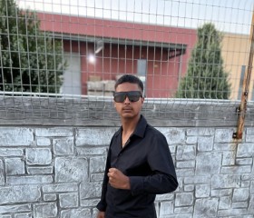 Iejwjjwquuw, 23, Sofia
