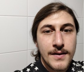 Giorgi, 21, Tbilisi