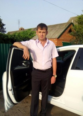 Evgeniy, 37, Russia, Bagayevskaya