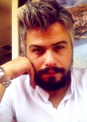 Ahmet Yalçın, 36, Türkiye Cumhuriyeti, İstanbul