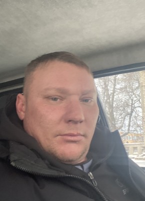 Михаил, 36, Россия, Тихвин