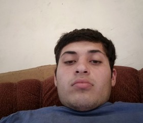 Sunatullo, 18, Kostroma