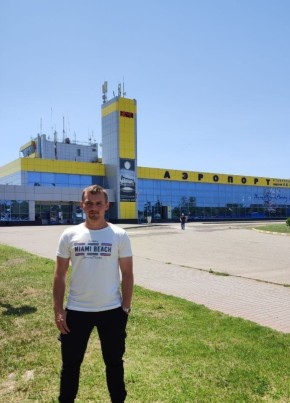 Даниил из Владивостока 23 года