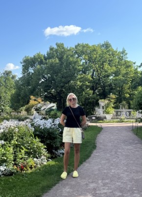 Светлана из Санкт-Петербурга 51 год