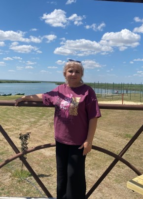 Лана из Ростова-на-Дону 51 год