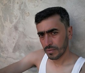 احمد, 21 год, محافظة إدلب