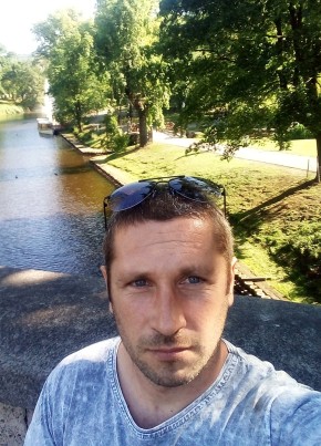 Alexey, 43, Latvia, Riga
