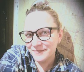 Larisa, 45, Saint Petersburg