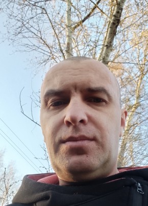Даниил из Ижевска 35 лет