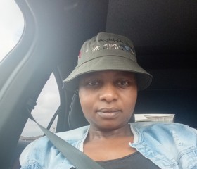 Nobuhle Dlamini, 36, Johannesburg