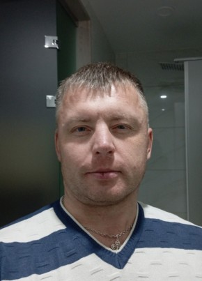 Денис из Красноярска 38 лет