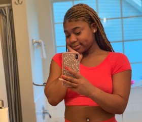 Genava queen , 29, Par Naogaon